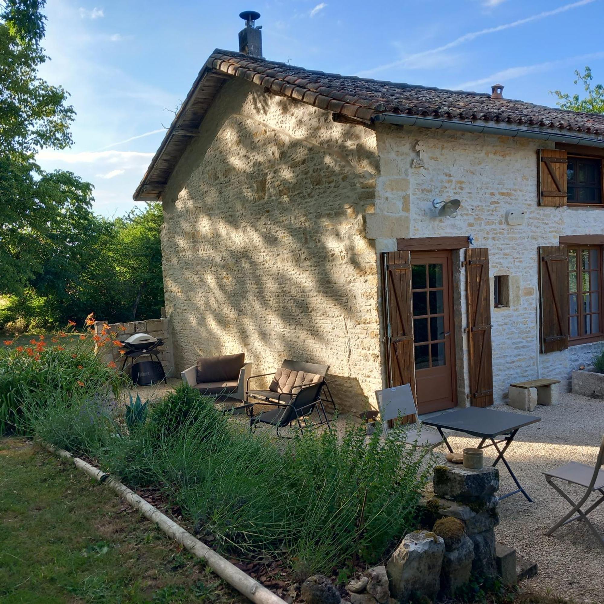 La Petite Bellarderie Villa Champniers  Exterior foto